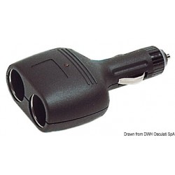 Dos tomas de corriente de 12 V