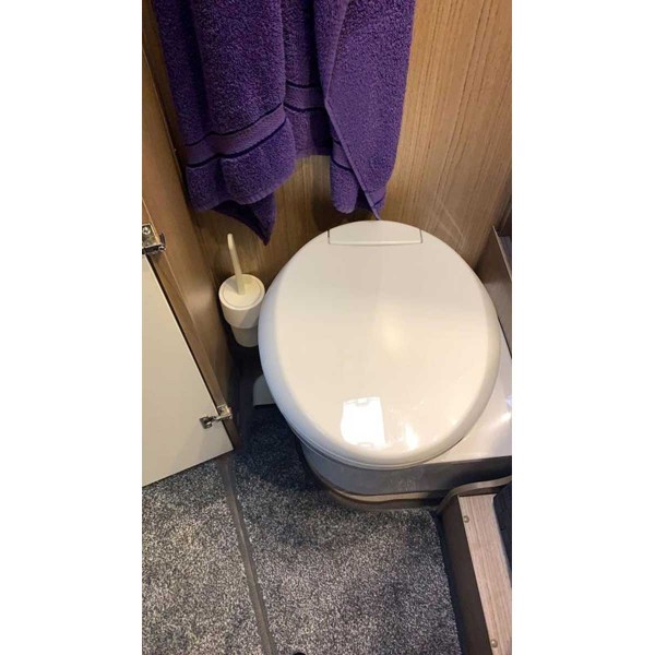 Spazzola di pulizia per WC chimici - N°8 - comptoirnautique.com