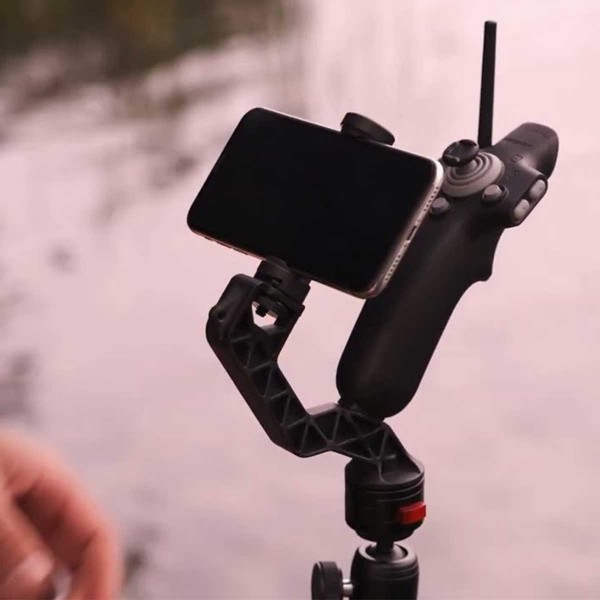 Imbarcazione di adescamento Deeper Quest Chirp + - N°28 - comptoirnautique.com