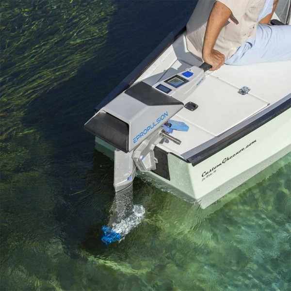 Moteur électrique Navy 3.0 Evo arbre court avec barre franche - N°33 - comptoirnautique.com