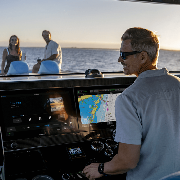 Radio marine RA800 Apollo - N°14 - comptoirnautique.com
