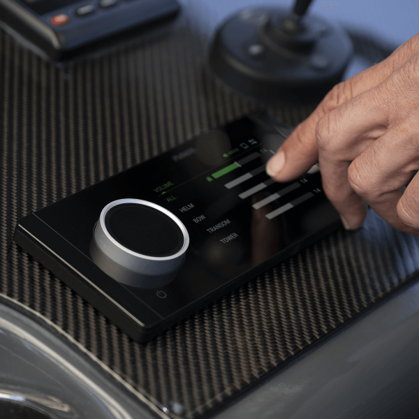 Radio marine RA800 Apollo - N°12 - comptoirnautique.com