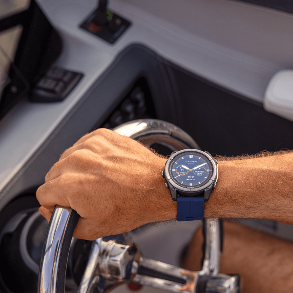 Montre connectée Quatix 8 - N°38 - comptoirnautique.com