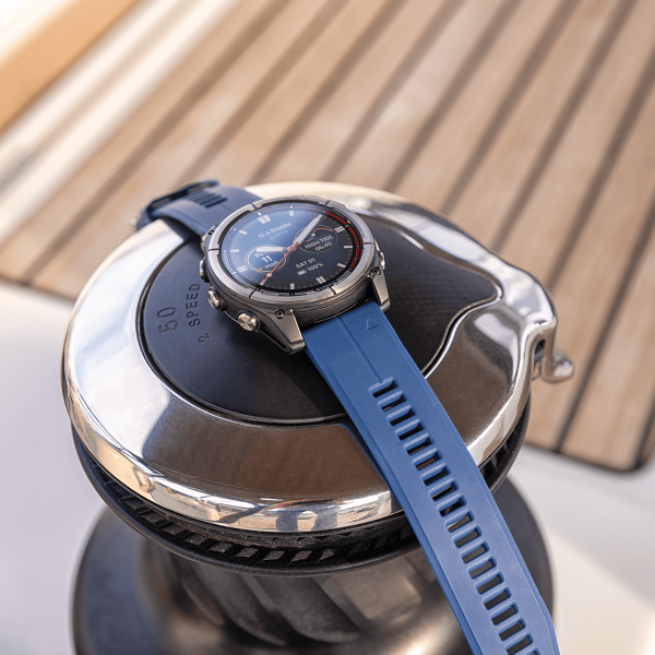 Montre connectée Quatix 8 - N°33 - comptoirnautique.com