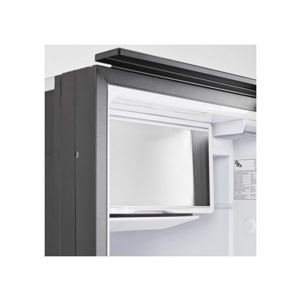 Cruise Total Black Refrigerators - N°9 - comptoirnautique.com