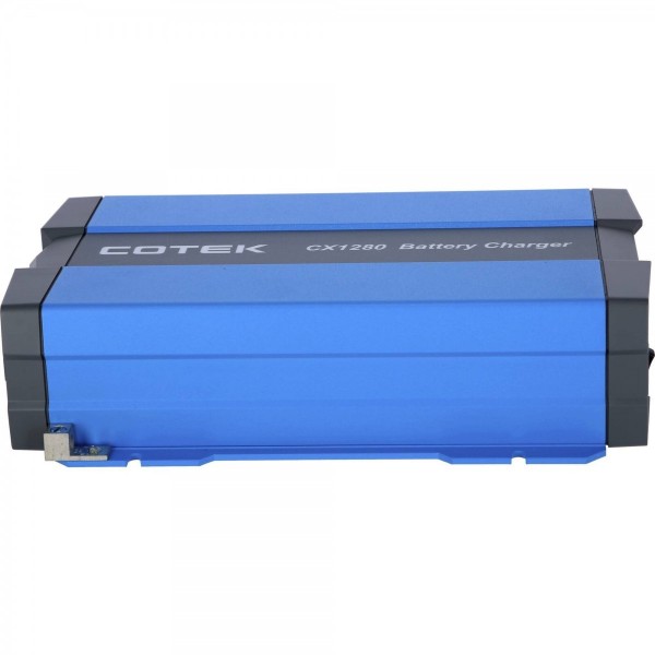 Specialized Battery Chargers - N°39 - comptoirnautique.com