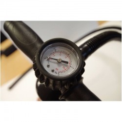 Pompe a main très haute pression