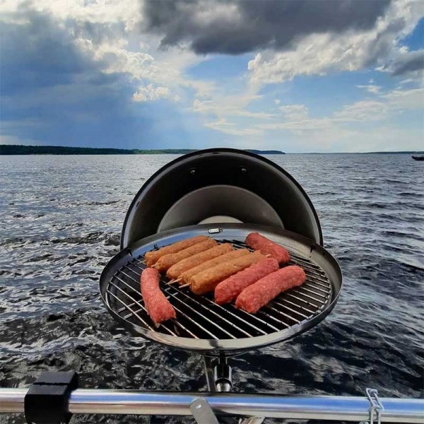 Barbecue à gaz marine Kettle Magma grillade saucisses - N°11 - comptoirnautique.com