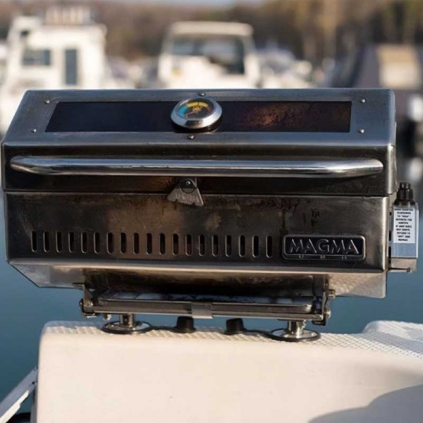 Support pour barbecue rectangle et table à découper sur plat pont barbecue installé - N°4 - comptoirnautique.com