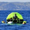 Radeau de survie Ocean Safety hauturier compact avec armement allégé -24H embarquement offshore naufragés - N°6 - comptoirnautique.com