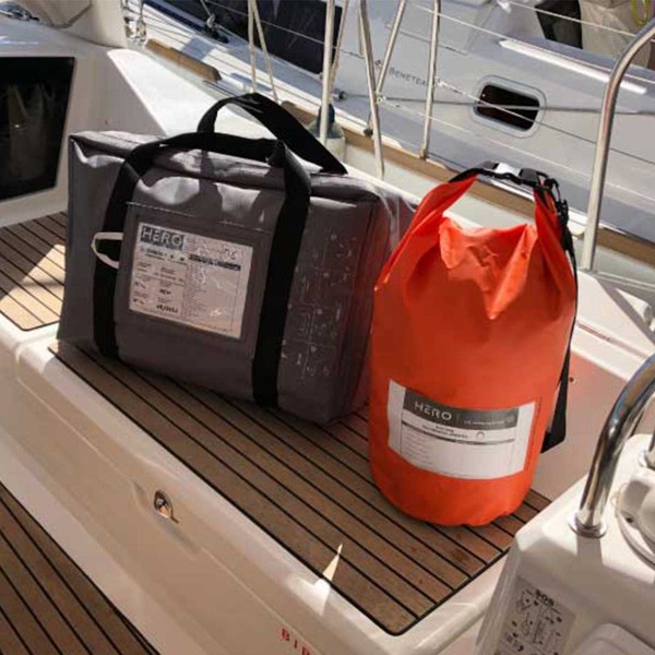 Radeau de survie hauturier compact avec armement complet +24H radeau en sac + sac de survie grab bag étanche - N°11 - comptoirnautique.com