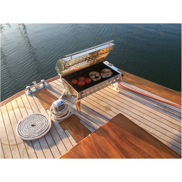 Plancha à gaz Cook'n Boat Eno posée sur le pont - N°9 - comptoirnautique.com