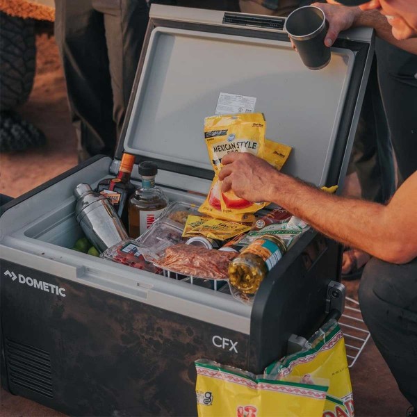 Glacière à compresseur Dometic CoolFreeze CFX3 intérieur - N°22 - comptoirnautique.com