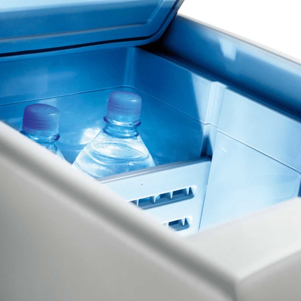 Intérieur de la glacière thermoélectrique  Dometic Tropicool TCX - N°14 - comptoirnautique.com
