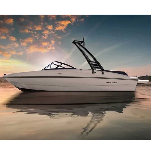 Tour de wake MTK Monster Tower installée sur bateau sans accessoires - N°12 - comptoirnautique.com