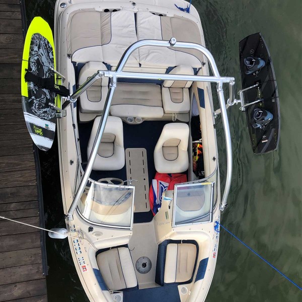Rack de wakeboard wakesurf combo pour tour de wake Monster tower sur un bateau et une tour de wake avec wakesurf et wakeboard - N°18 - comptoirnautique.com