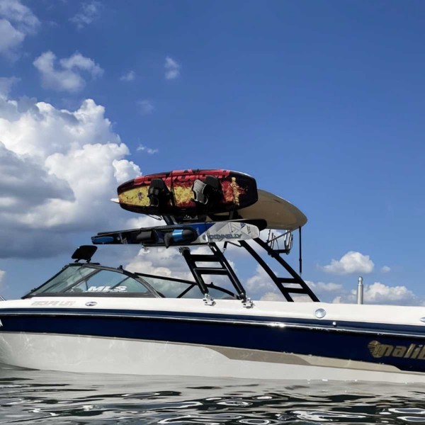 Rack de skis nautiques pour tour de wake Monster Tower avec une paire de skis nautiques combo - N°13 - comptoirnautique.com