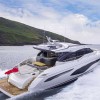 Antenne radar poutre Cyclone Pro 110 Watts Raymarine monté sur un yacht - N°14 - comptoirnautique.com