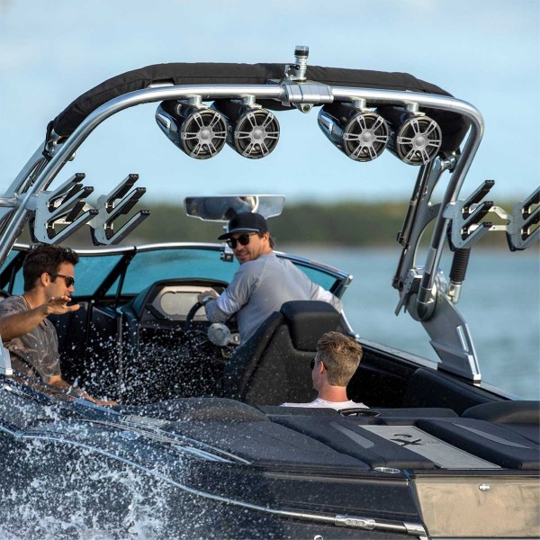 Tower Speaker Fusion Sport 8.8" série 3i SIGNATURE Gris montés sur tour de wakeboard bateau de wake - N°9 - comptoirnautique.com