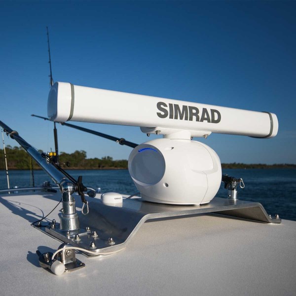 Radar poutre Simrad Halo 3000 installé sur bateau - N°16 - comptoirnautique.com