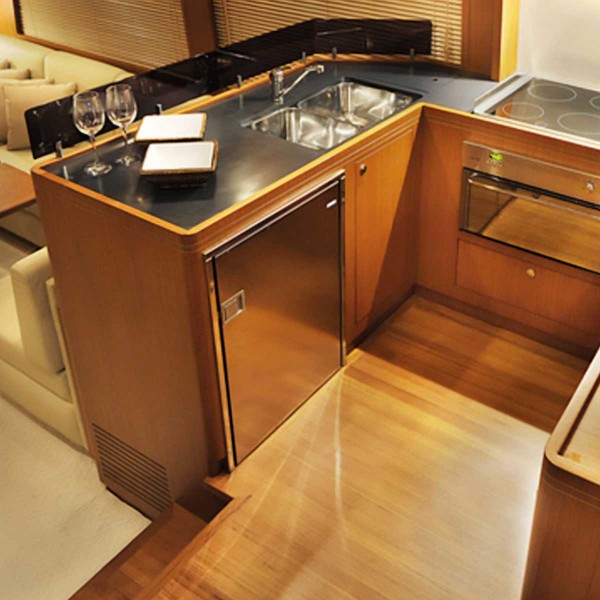 Cruise Clean Touch Inox 42L fridge / freezer - N°3 - comptoirnautique.com 