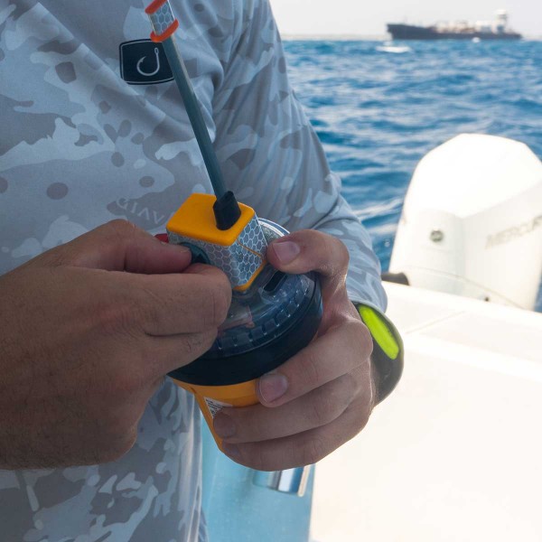 Balise de détresse EPIRB3 RescueMe Ocean Signal activation - N°9 - comptoirnautique.com