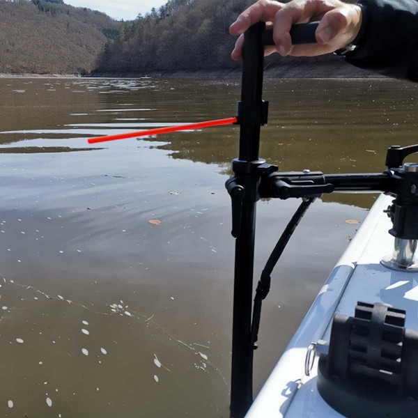 Viseur pour perche de sonde live Pike'n Bass installée sur le bateau - N°3 - comptoirnautique.com