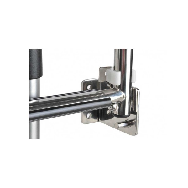 Échelle télescopique et pliable pour tableau arrière Garelick système de fixation au tableau arrière - N°4 - comptoirnautique.com