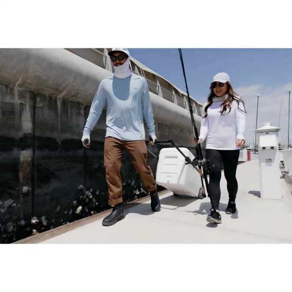 Glacière à roulettes Igloo Marine Sunset Glide 110 - 104 Litres sur ponton pour aller au bateau - N°15 - comptoirnautique.com