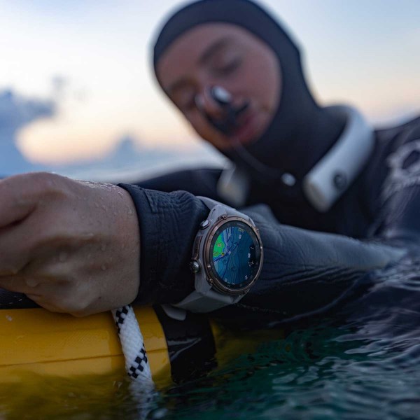 Montre de plongée Garmin Descent Mk3 - montre connectée GPS - pour apnée - N°16 - comptoirnautique.com 