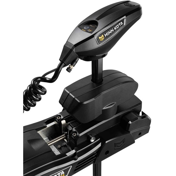 Moteur avant Minn Kota ULTERRA QUEST + sonde MSI+ + pédale + télécommande - eaux douces - 24V/36V - 90/115LBS - GPS amélioré - N°6 - comptoirnautique.com