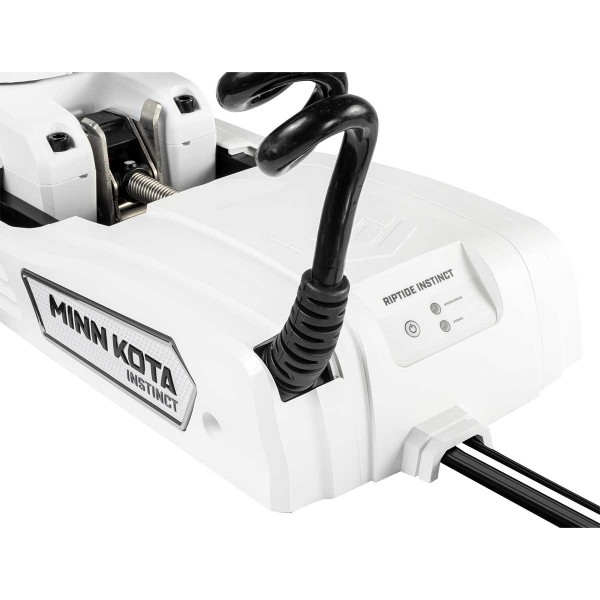 Moteur avant Minn Kota RIPTIDE INSTINCT QUEST blanc + télécommande - mer - GPS amélioré - N°16 - comptoirnautique.com