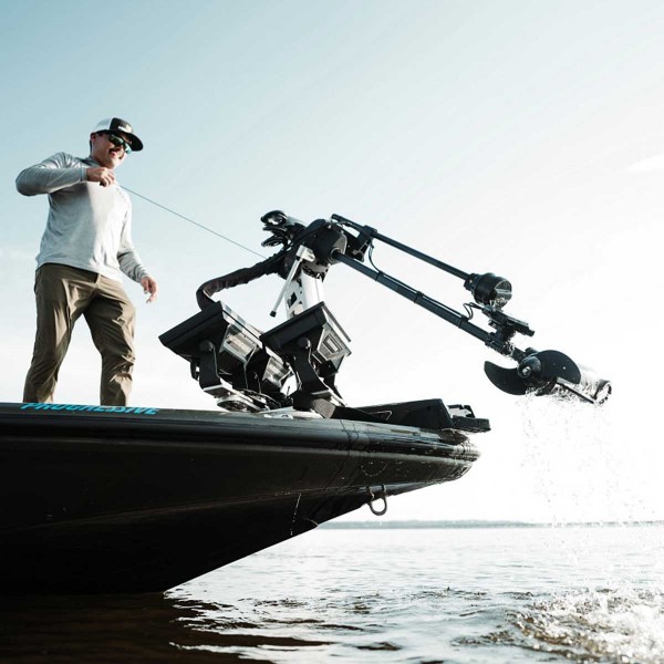 Assistance de mise à l'eau ou relevage du moteur avant Minn Kota ULTREX QUEST DSC - N°19 - comptoirnautique.com
