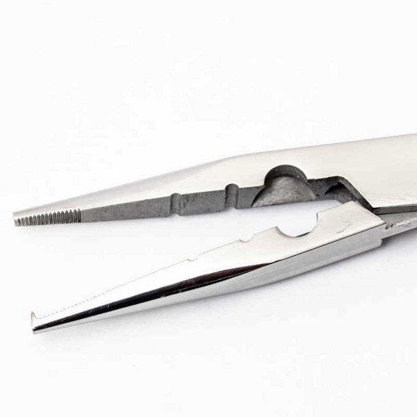 Pince de pêche Seabass Plier avec étui large bec - N°3 - comptoirnautique.com