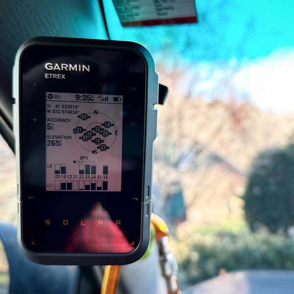 GPS portable Garmin GPS eTrex Solar pour les expéditions dans la nature - N°16 - comptoirnautique.com 