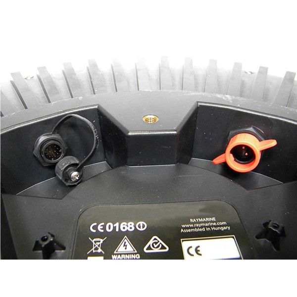 Radome Quantum 2 CHIRP nero - N°11 - comptoirnautique.com