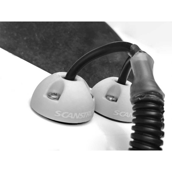 Passe-câble vertical DS6-P gris utilisation - N°4 - comptoirnautique.com