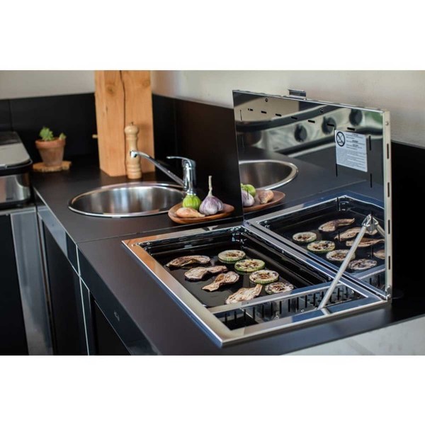 Grillades de poisson, viande ou légumes à bord du bateau avec la plancha à gaz Eno Tribu - N°6 - comptoirnautique.com