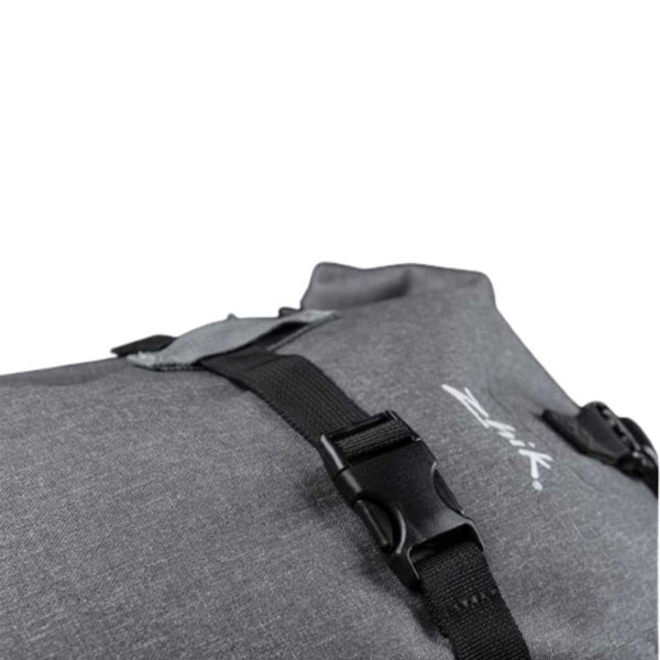 Sac à dos étanche 30 L gris détails - N°5 - comptoirnautique.com