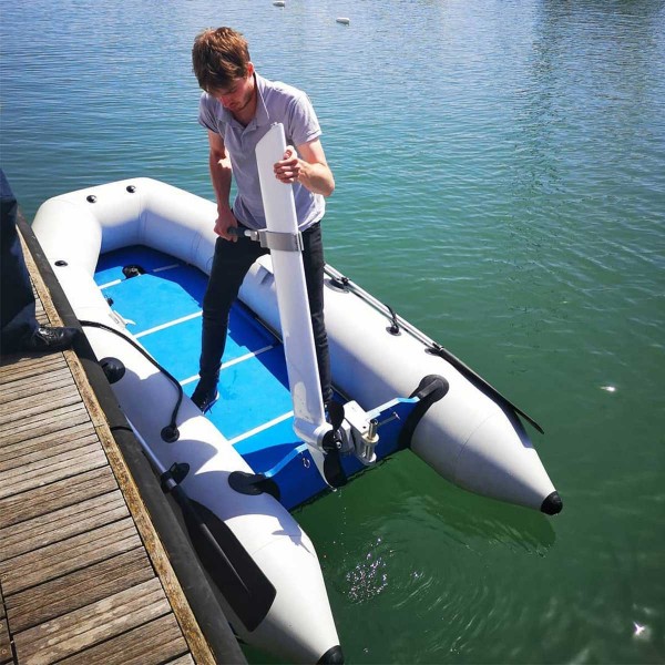 Installation facilie du moteur Remigo One - N°11 - comptoirnautique.com