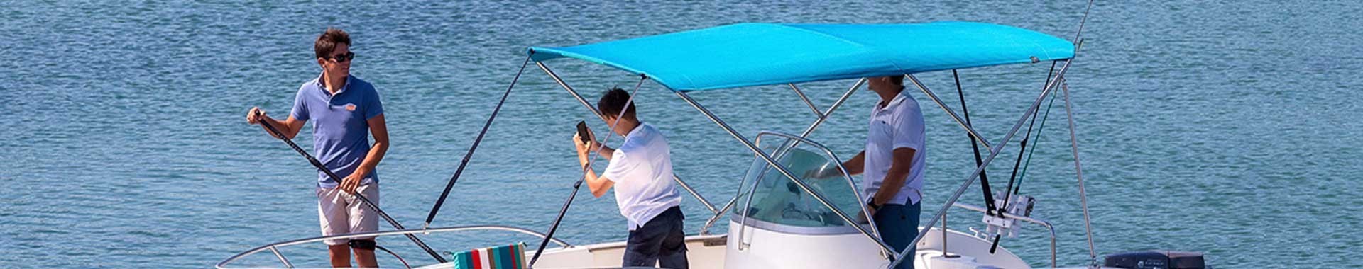 Bimini e tendalini in alluminio per barche a motore